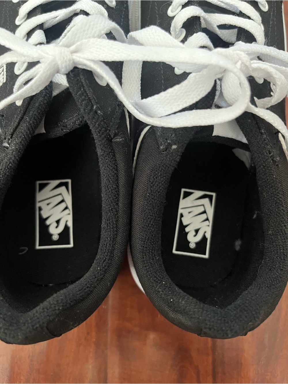 VANS NWOT Black and White Low-Top Canvas Sneakers - Picture 4 of 7